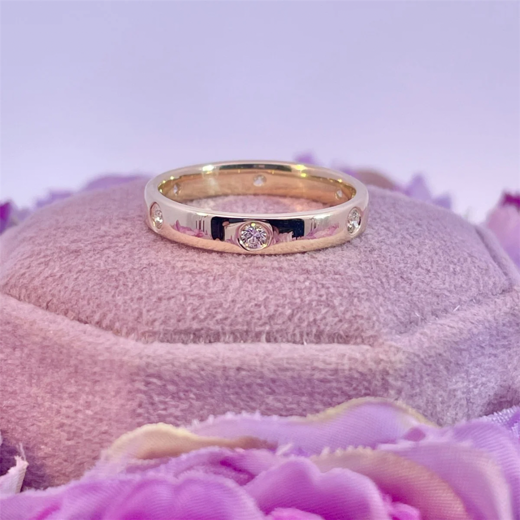 14K Yellow Gold Diamond Band