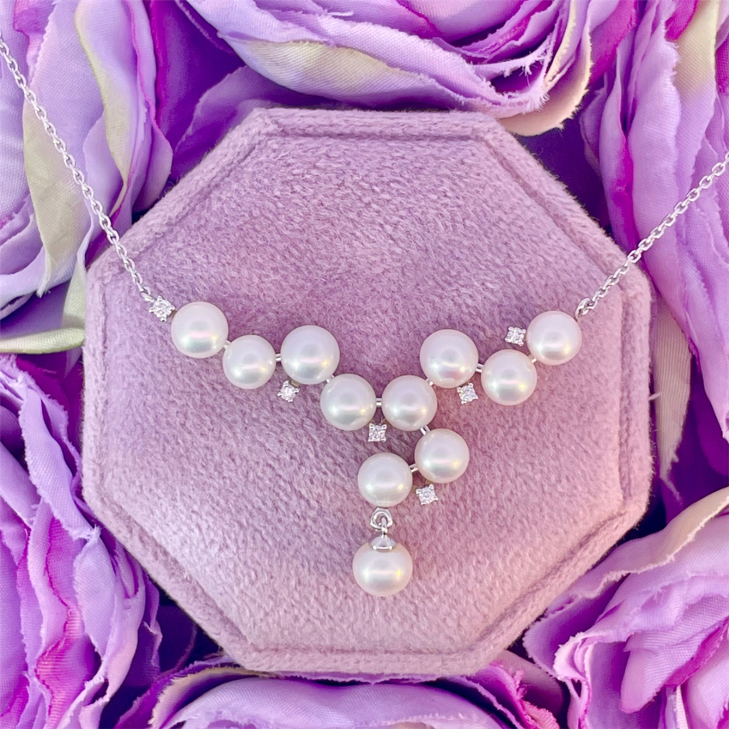 16"-18" 14K White Gold Fresh Water Pearl Necklace with Diamonds