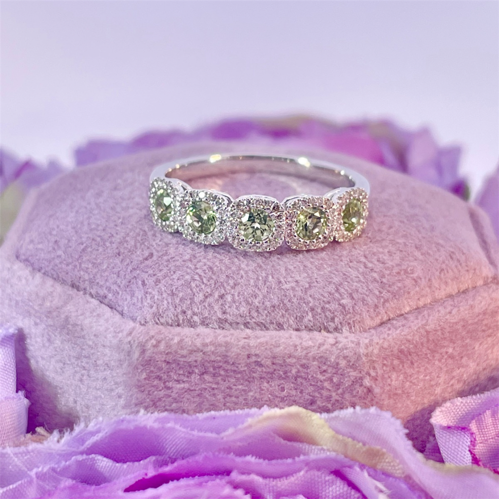 14K White Gold Peridot Ring with Diamond Halo