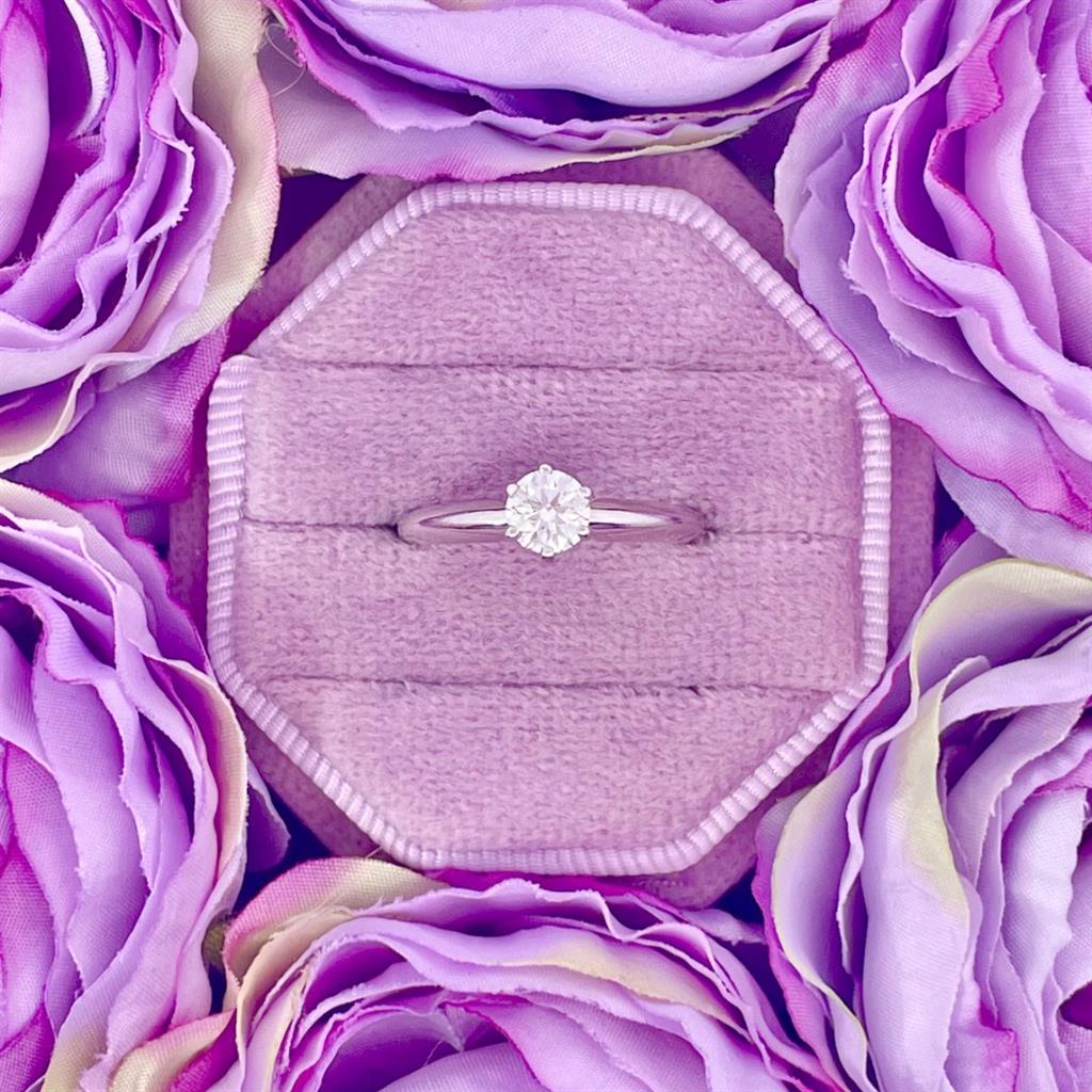 Pre-Loved Solitaire Diamond Engagement Ring