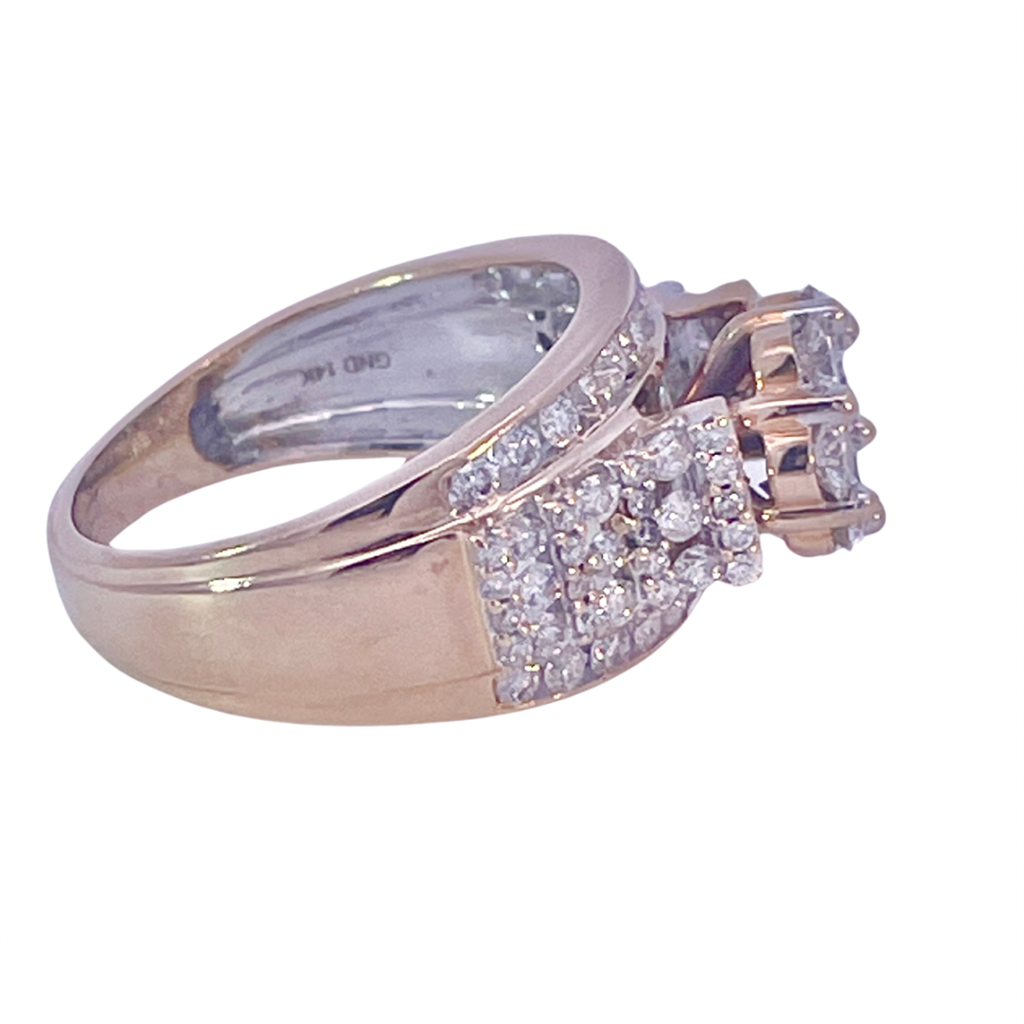 Estate- 14K Yellow Gold Diamond Engagement Ring