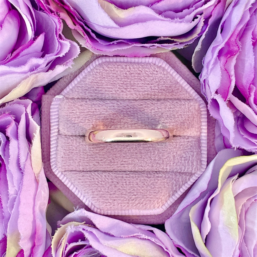 Estate-10K Yellow Gold Wedding Band