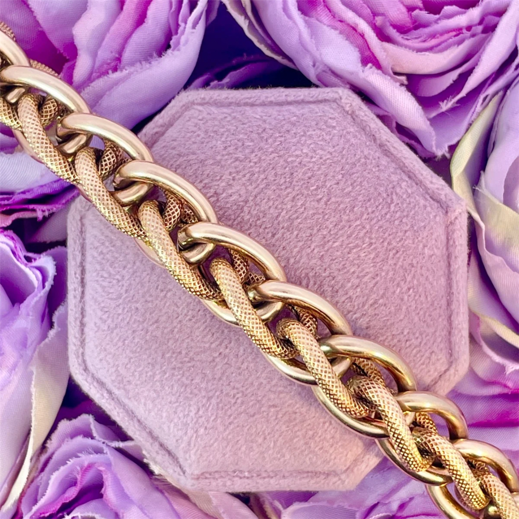 Estate- 14K Yellow Gold Hollow Link Bracelet