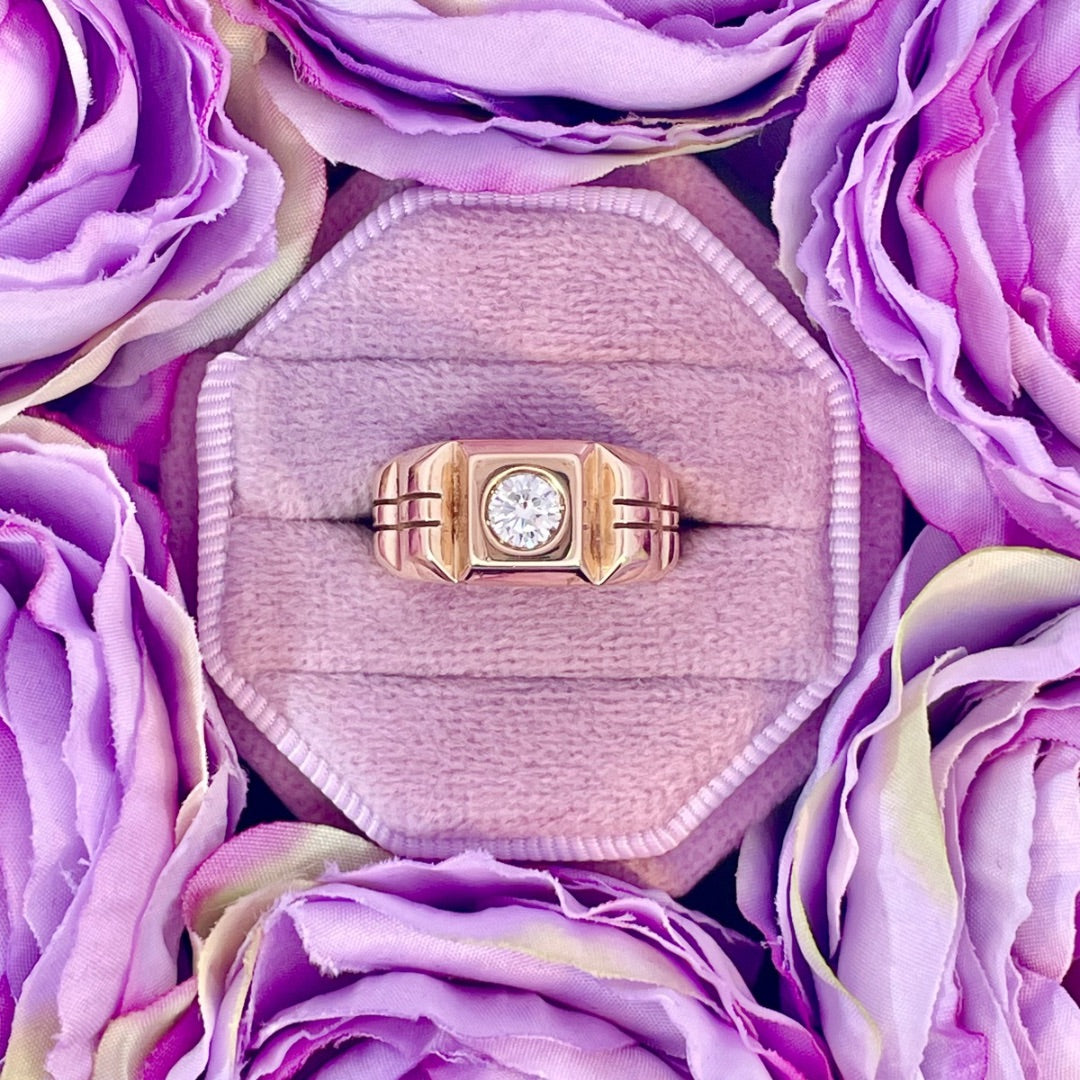 Estate-14K Yellow Gold Diamond Ring