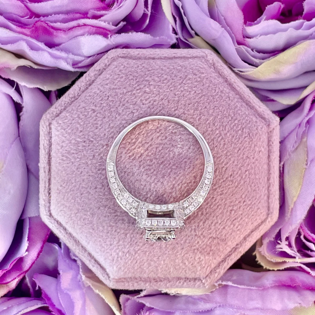 Estate- 14K White Gold Natural Diamond Wedding Set