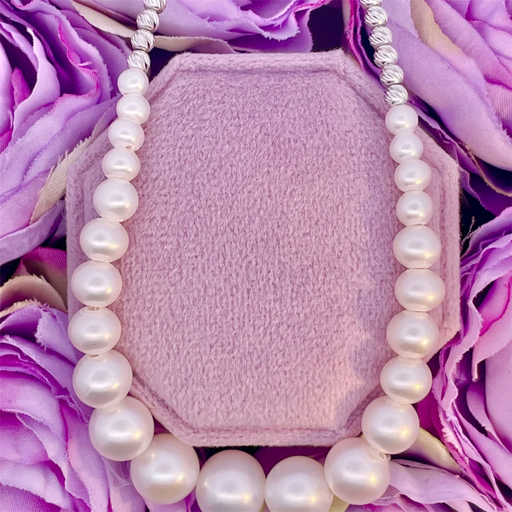 Freshwater Graduated Pearl and Sterling Silver Necklace