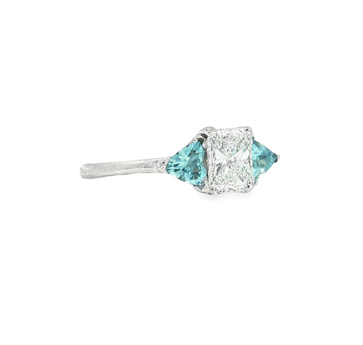 Estate-14K White Gold Diamond and Aquamarine Engagement Ring
