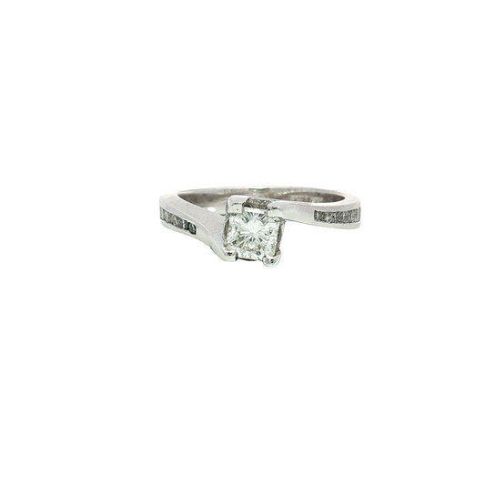 Estate- 14K White Gold Radiant Diamond Engagement Ring