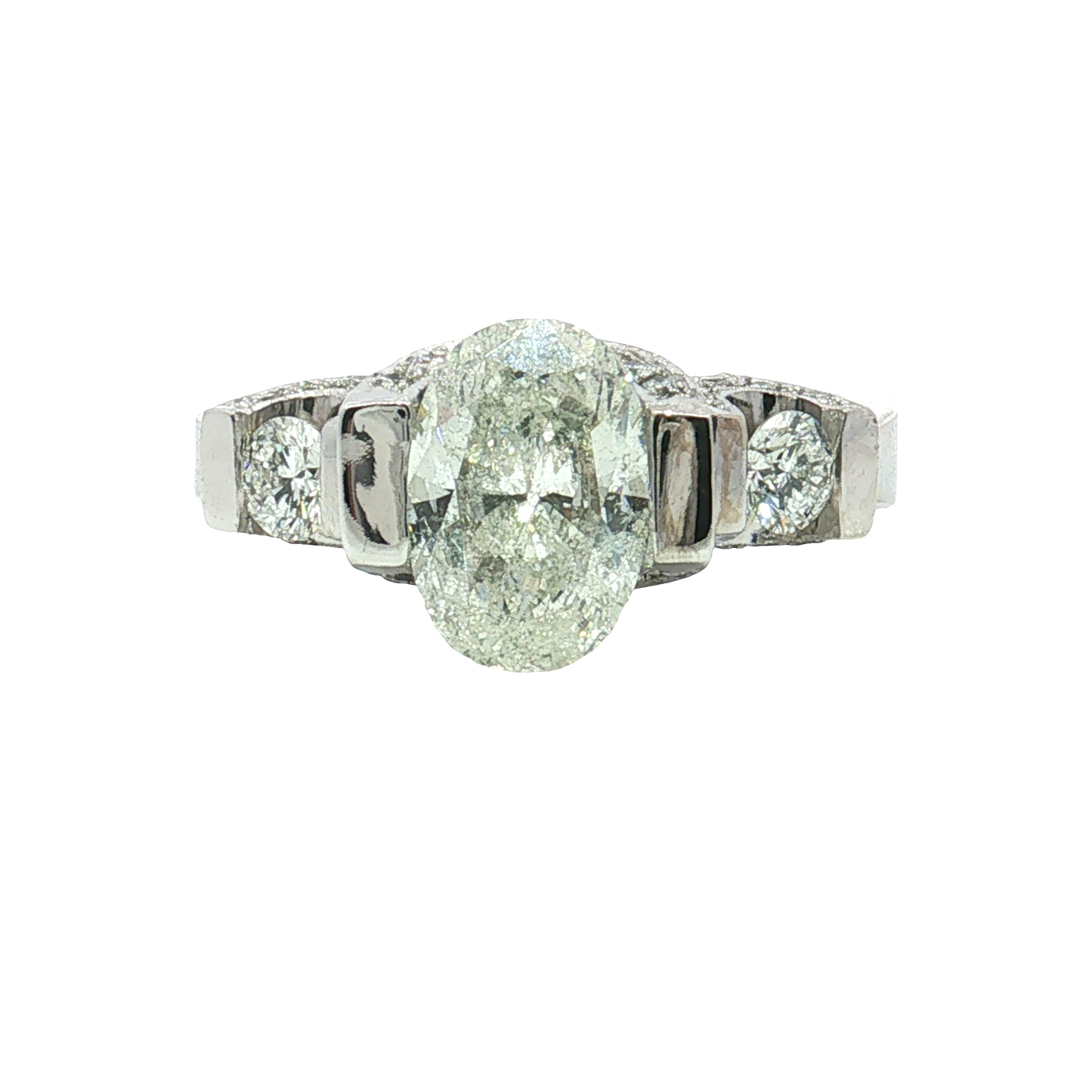 Estate- 14K White Gold Oval Diamond Engagement Ring