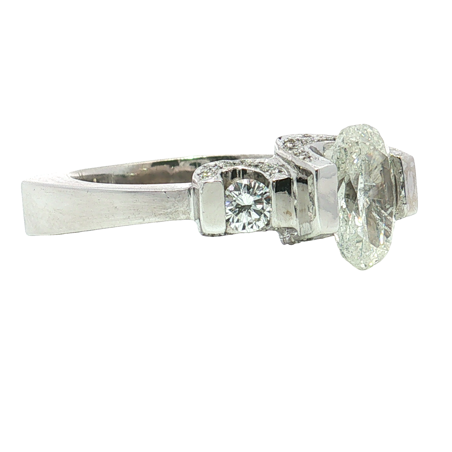 Estate- 14K White Gold Oval Diamond Engagement Ring