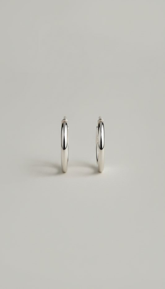 Minimalist sterling silver hoop earrings