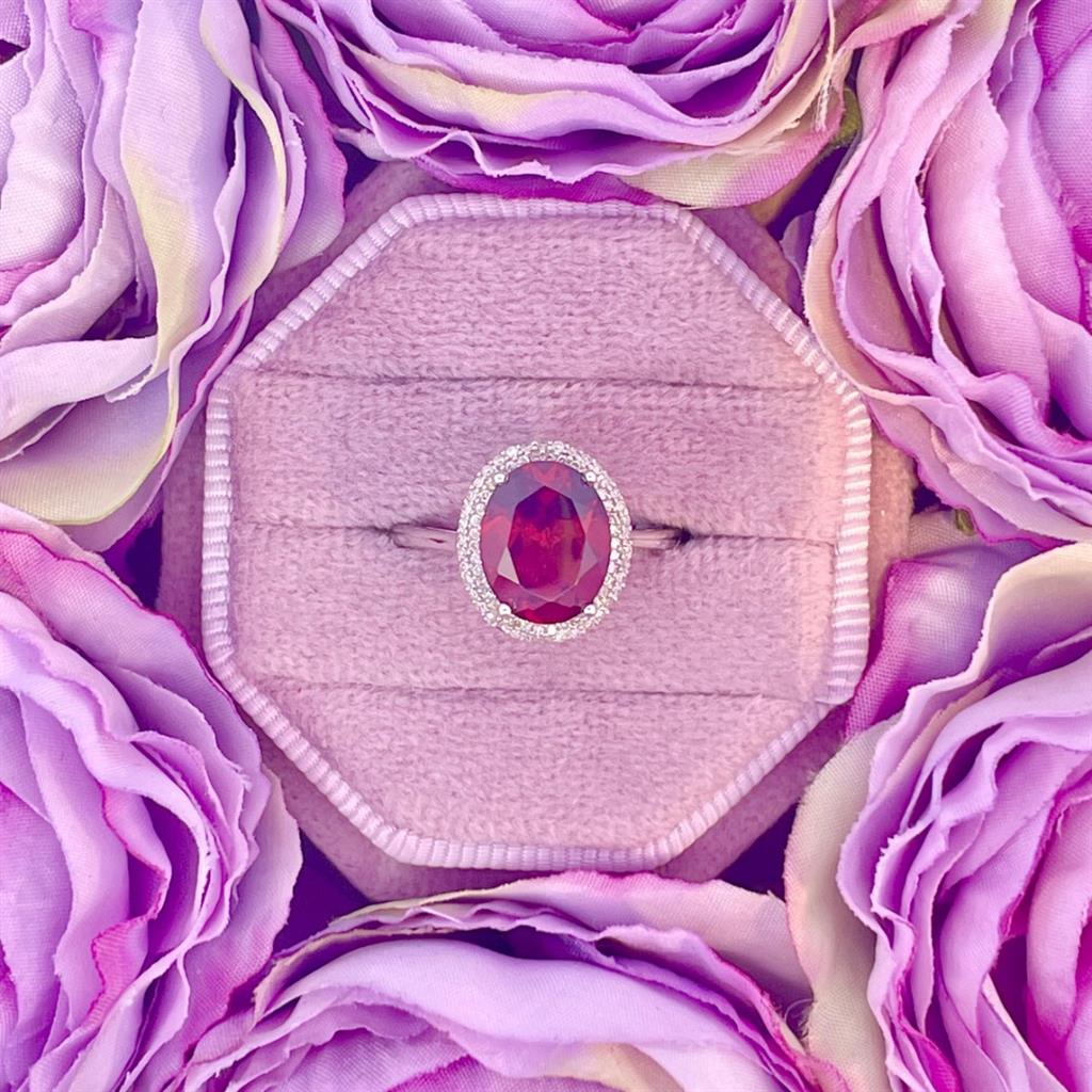 White Gold, Garnet and Diamond Ring