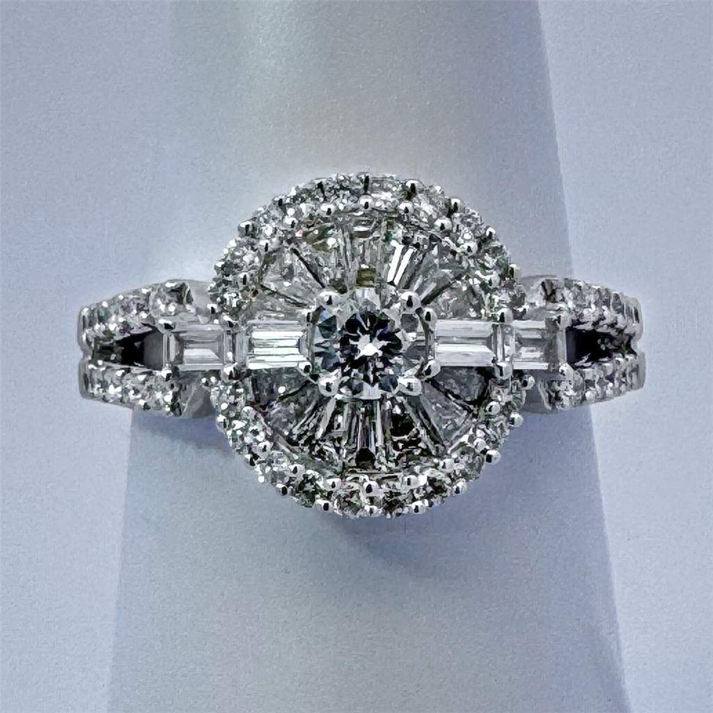 18K White Gold Diamond Ring