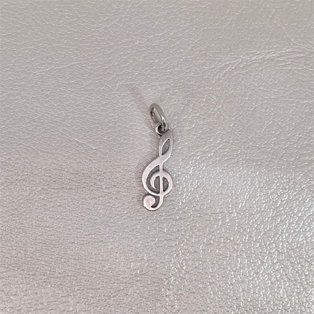 Estate - Retired James Avery Treble Clef Charm
