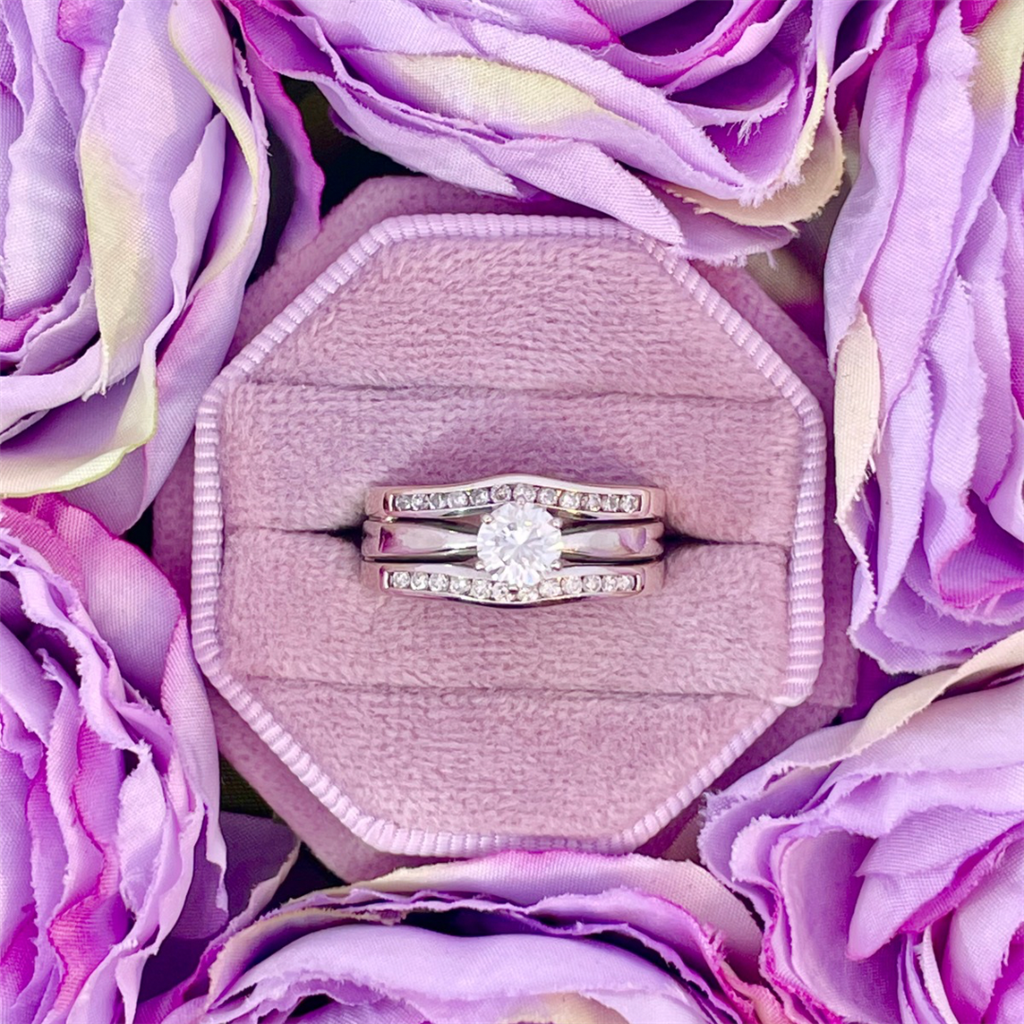 Estate-14K White Gold Wedding set with Round Cut Diamonds