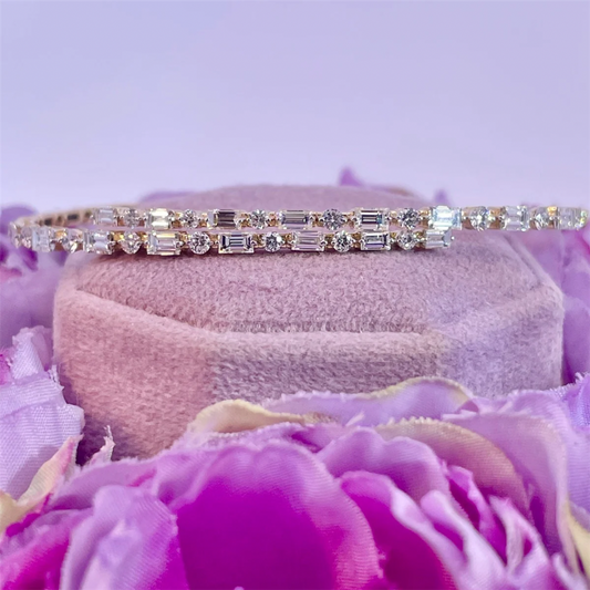 14K Yellow Gold Diamond Stretch Bangle