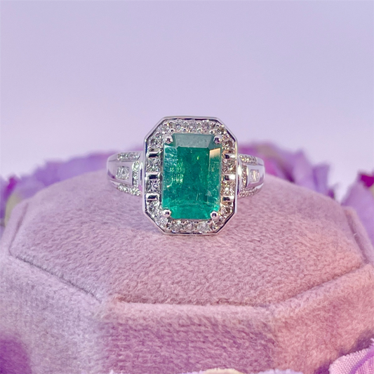 18K White Gold Emerald and Diamond Ring