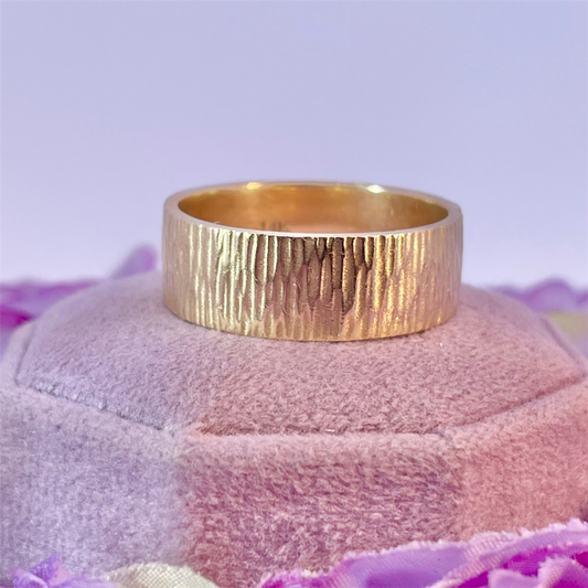 Estate- 14K Yellow Gold Men's Hammered Bark Textured Band
