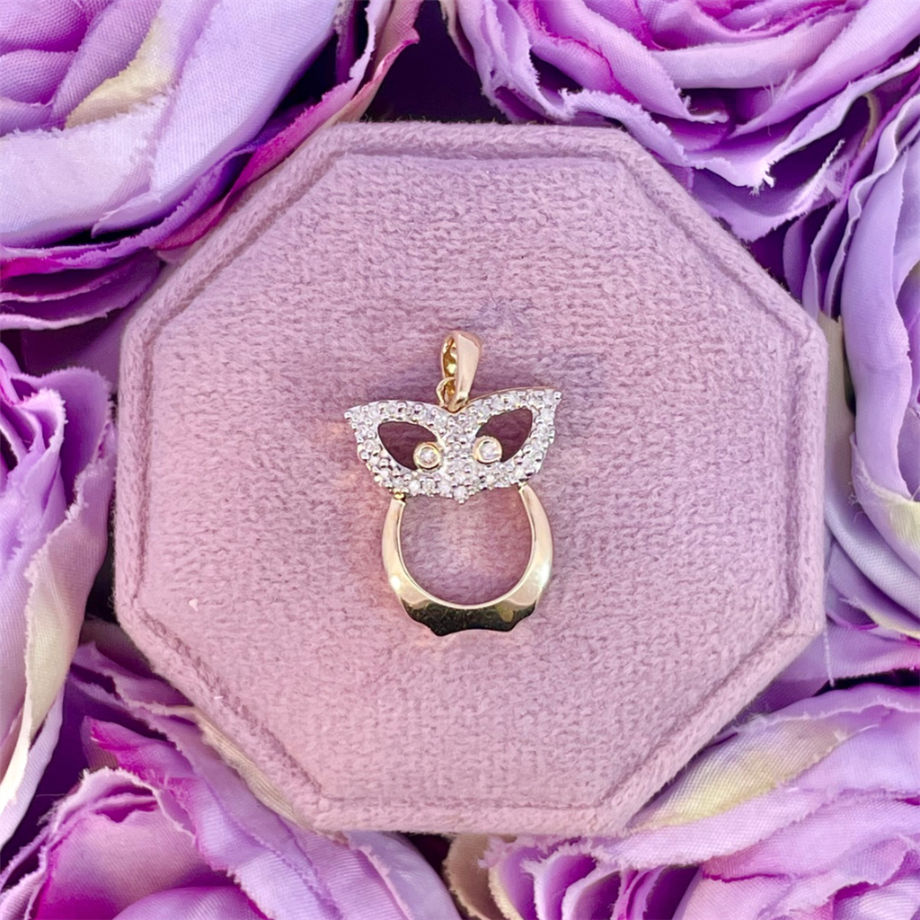 Estate- 10K Yellow Gold Diamond Owl Pendant