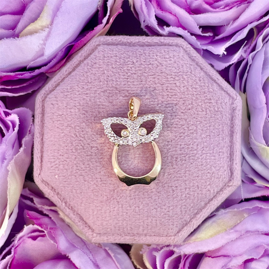 Estate- 10K Yellow Gold Diamond Owl Pendant