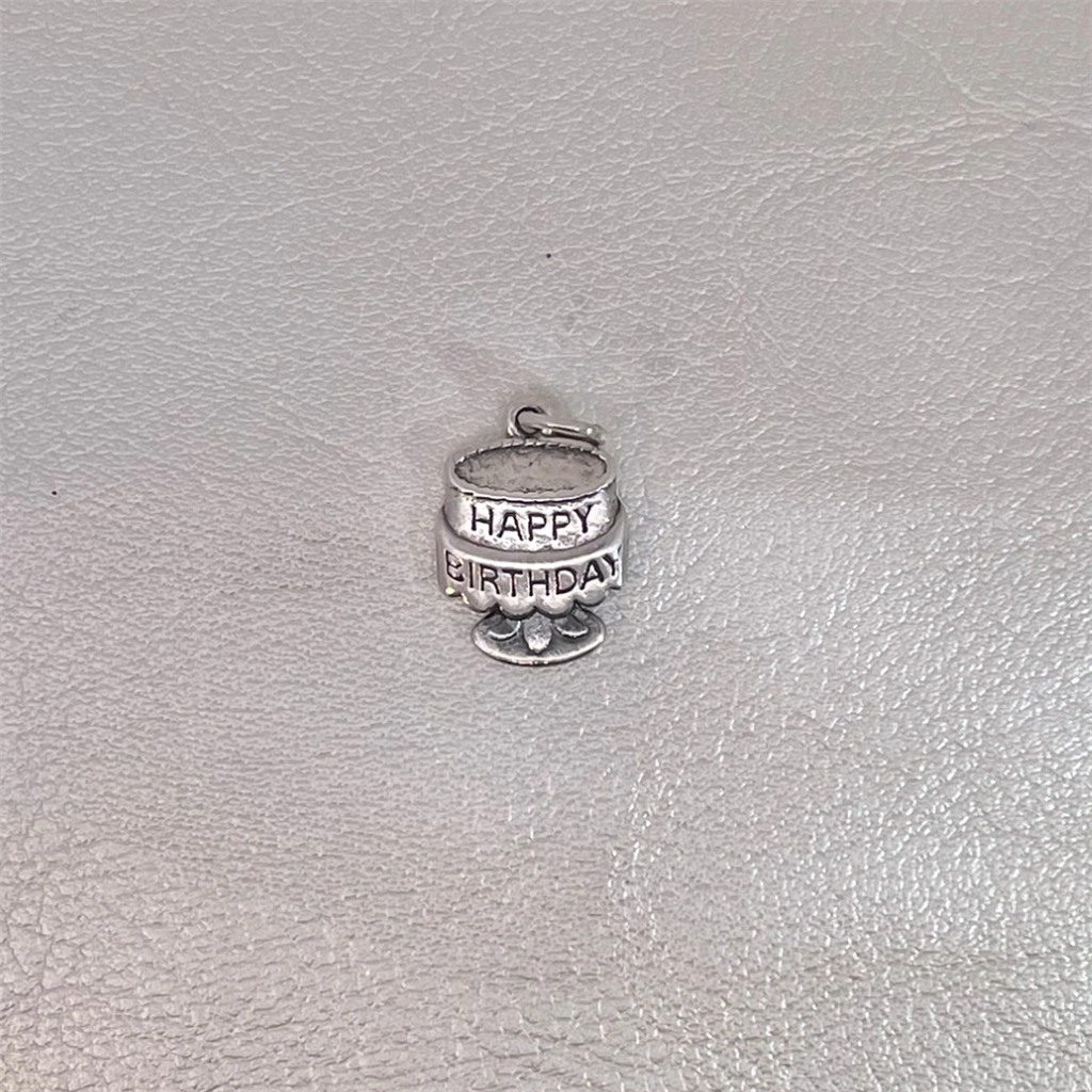 Estate - James Avery Tiny Birthday Cake Charm
