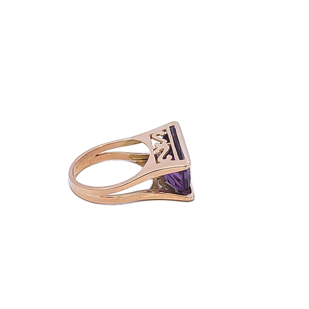 Gold and Amethyst Ring