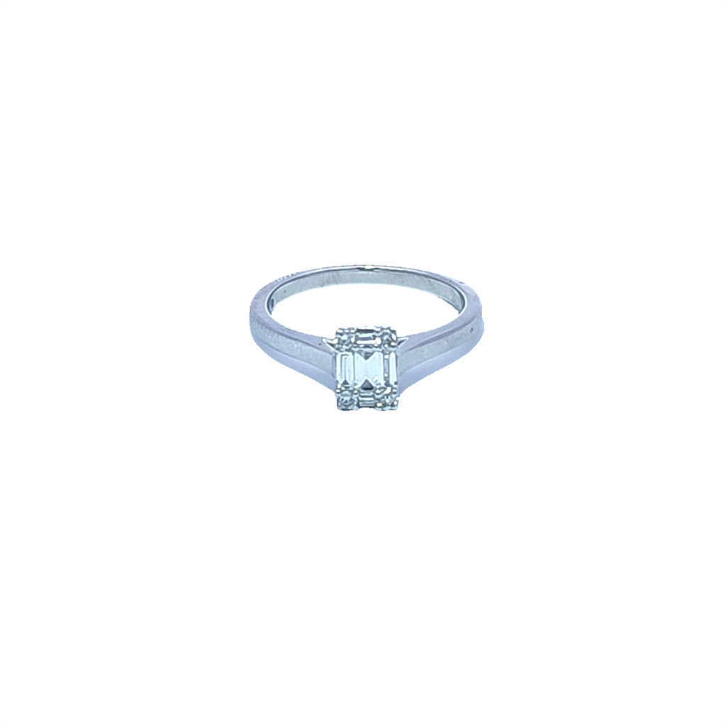 Estate- 14K White gold diamond engagement ring.