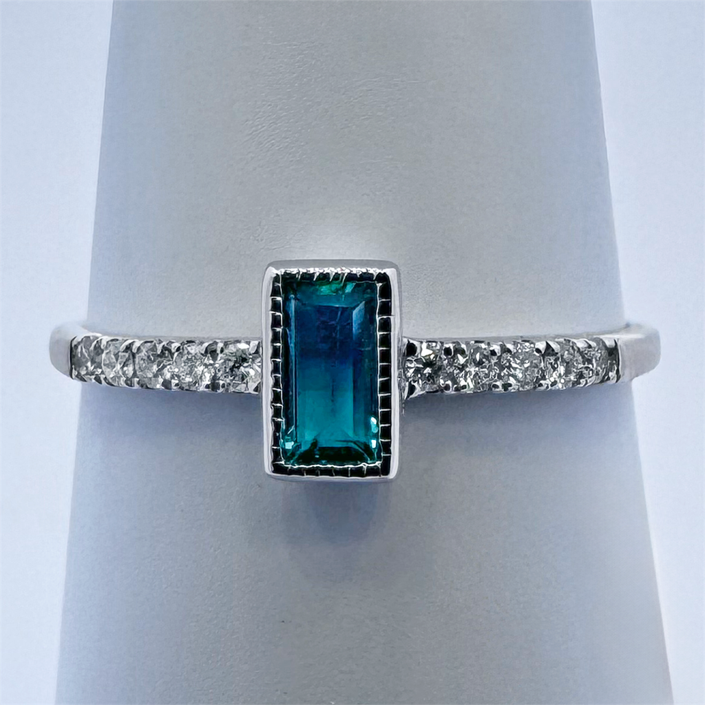 14K White Gold Emerald and Diamond Ring