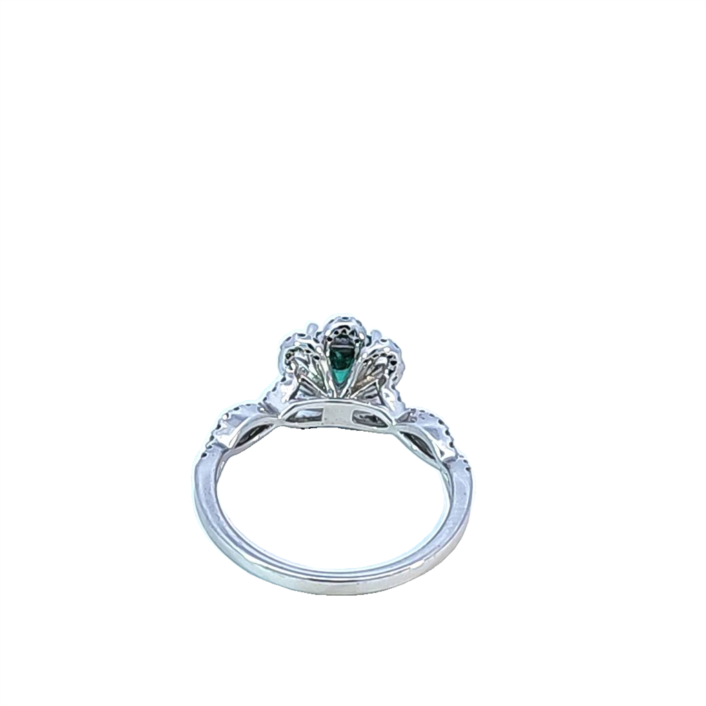 White Gold, Emerald and Diamond Ring