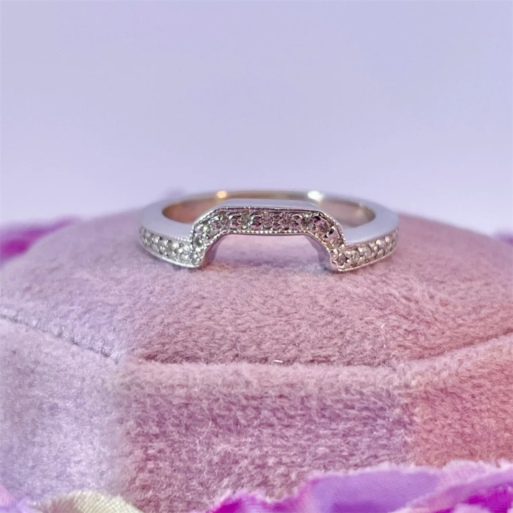 Estate- 14K White Gold Natural Diamond Wedding Set